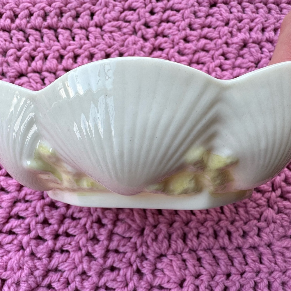 Vintage Belleek Ireland Shell Dish